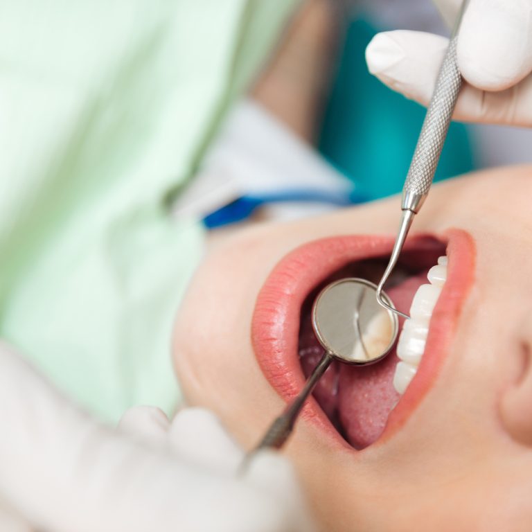 Ankara ili Çankaya ilçesinde, Gaziosmanpaşa mahallesindeki lokasyonuyla hizmet veren Ankara diş kliniği, profesyonel diş dolgusu uygulamalarıyla dişin yapısını korumayı hedefler. Gaziosmanpaşa diş kliniği bünyesinde, derin çürüklerin çözümü için güncel tekniklerle kanal tedavisi, protez diş, gülüş tasarımı işlemleri de titizlikle gerçekleştirilmektedir.